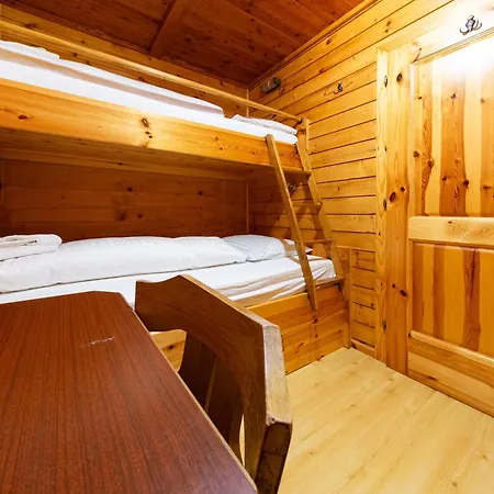 Apartament Sopherl *